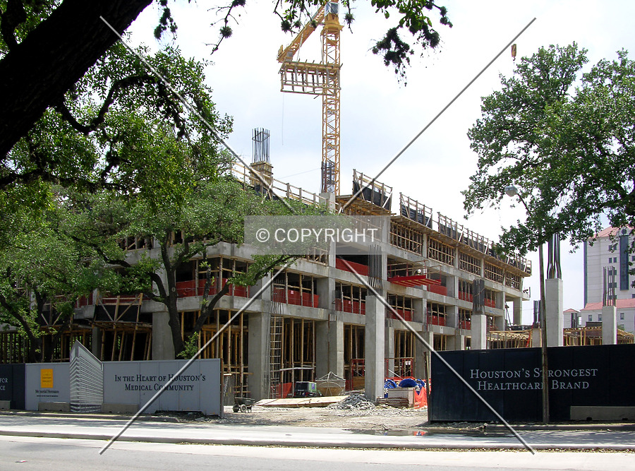 Memorial Hermann Medical Plaza by Chris Patriarca