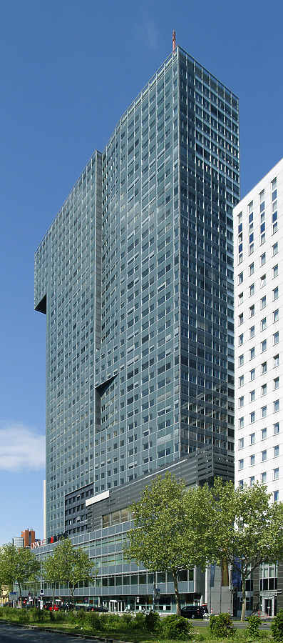 IZD Tower by Cesar Serrano