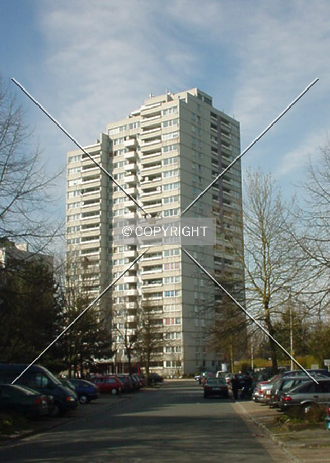 Neuwieder Straße 23 by Nephilim