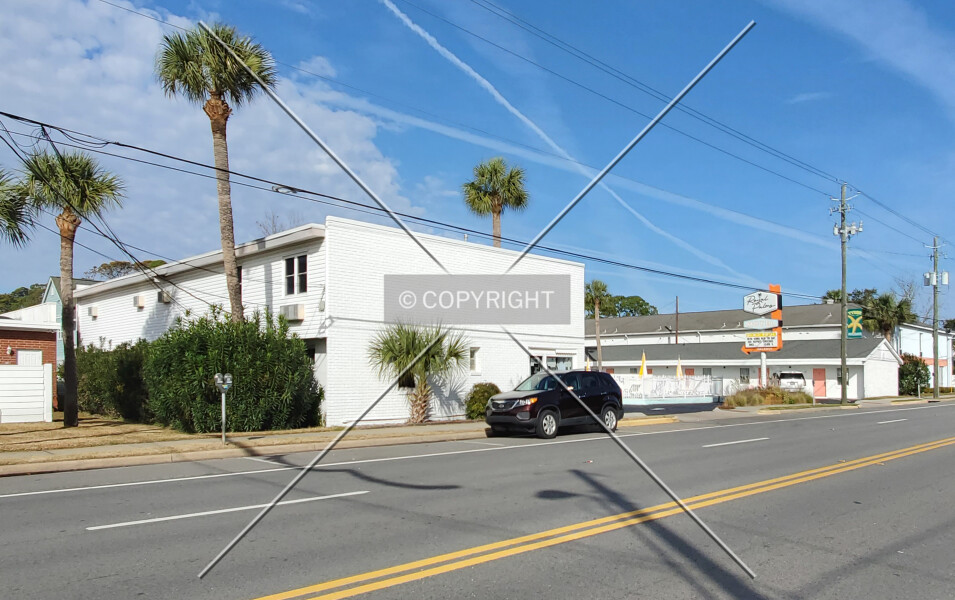Royal Palms Motel