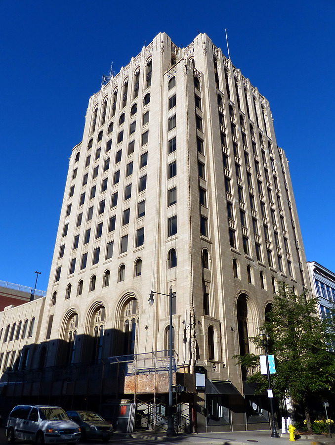 77 Monroe by Nate Lindsey