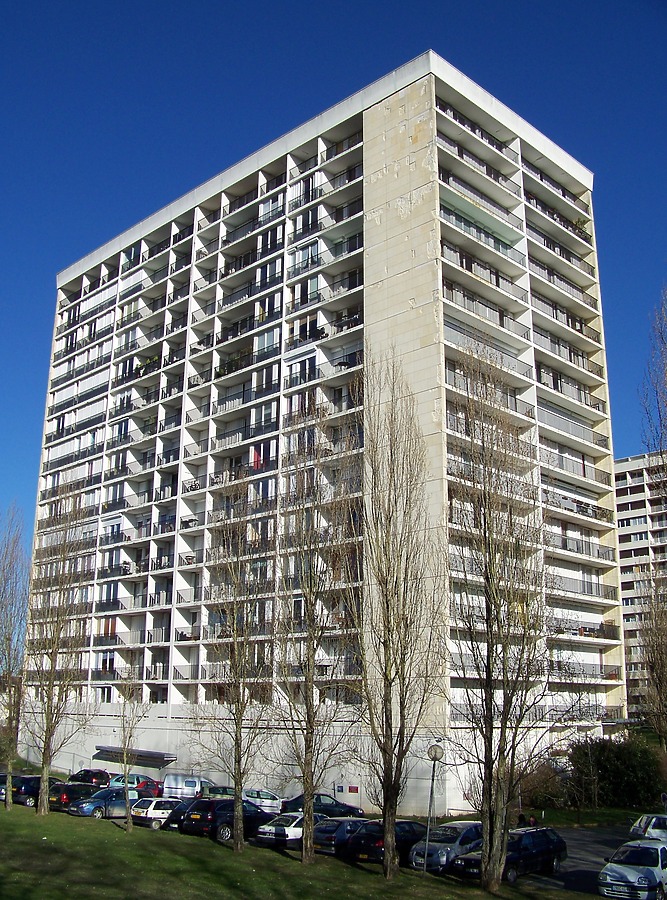 Résidence Montaigne by Florian Barbier