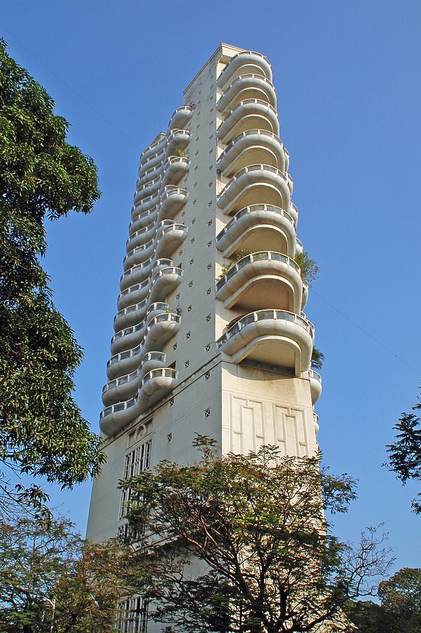 Buckley Court by John Bek