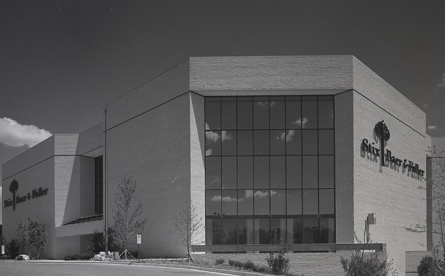 Jamestown Mall by Dwayne Pounds