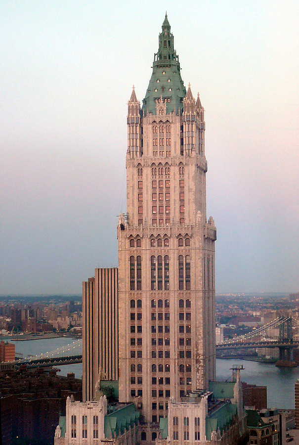 Woolworth Building by Nate Lindsey