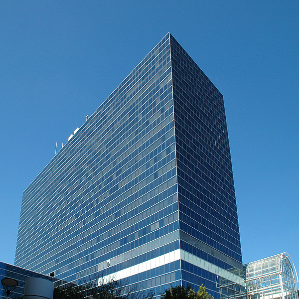 Commonwealth Centre by John Bek