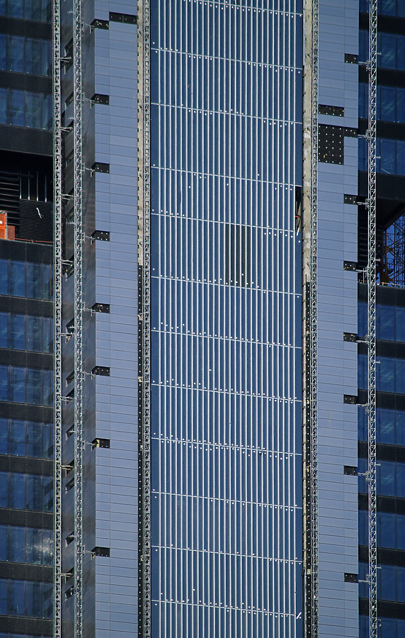 Torre Caja Madrid by Cesar Serrano