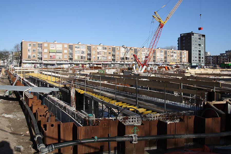 Stadskantoor Leyweg by Michiel van Dijk