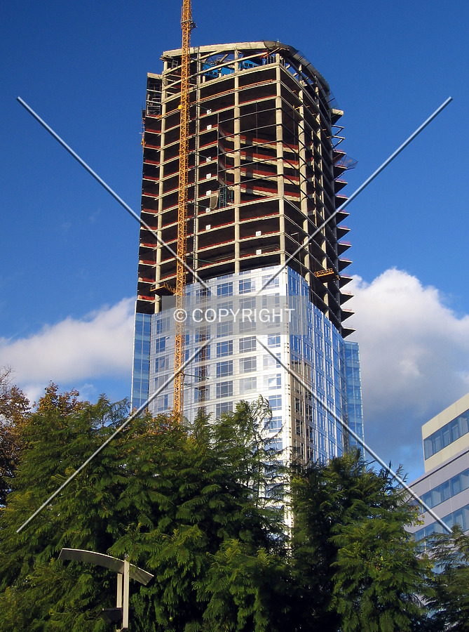 Torre Repsol YPF by Maximiliano Buono