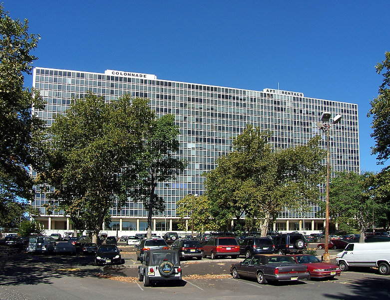 Colonnade Park Apartments