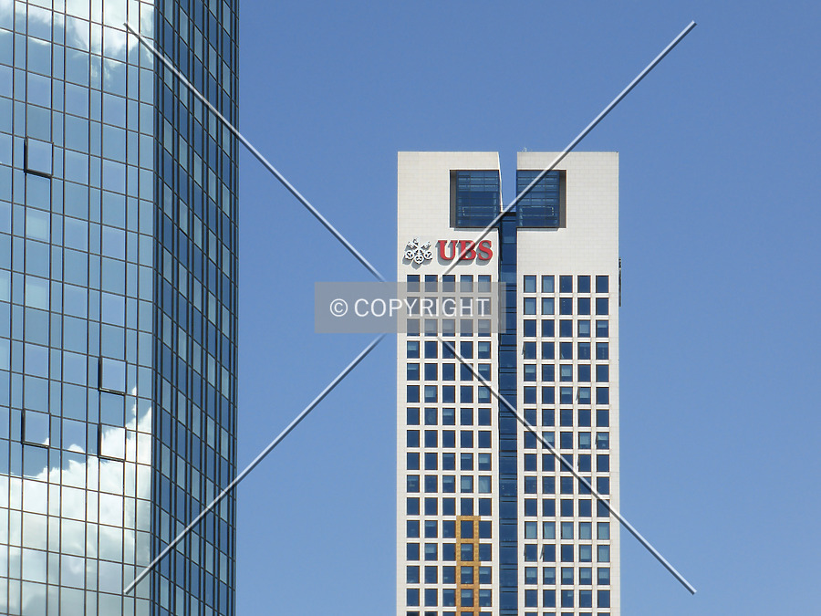 OpernTurm by Nephilim