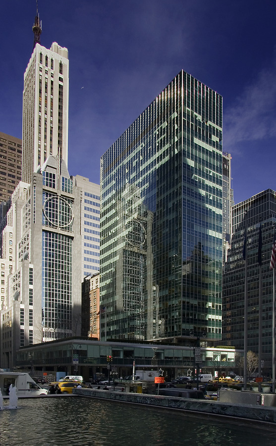 Lever House by Pavel Toczynski