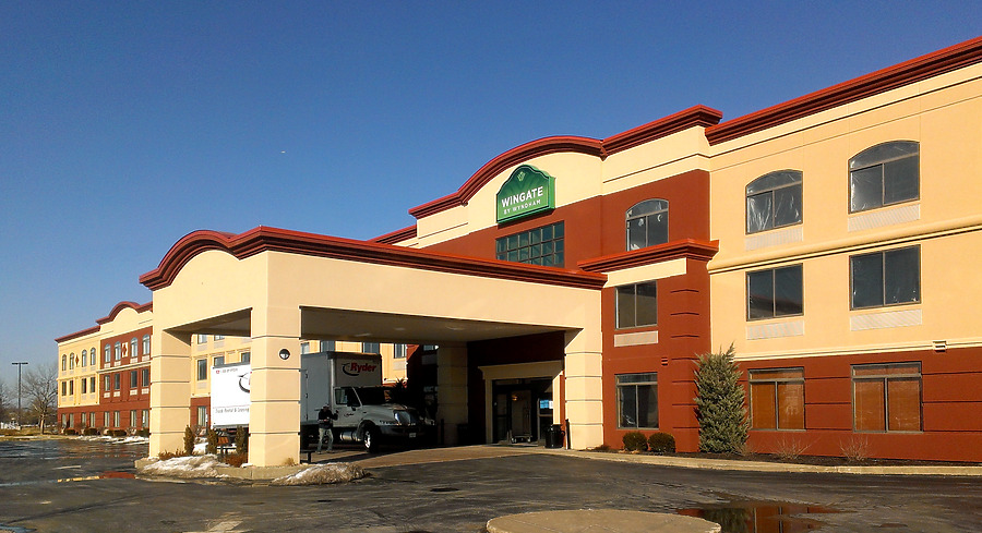 Holiday Inn Express St. Louis Airport - Maryland Heights, an IHG Hotel by Ryan Hildebrand