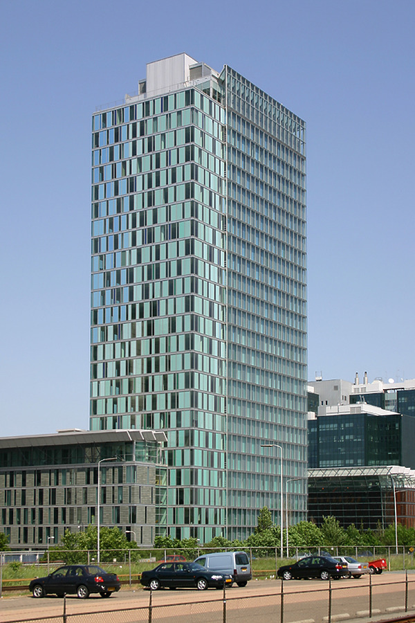WTC H Toren by Michiel van Dijk