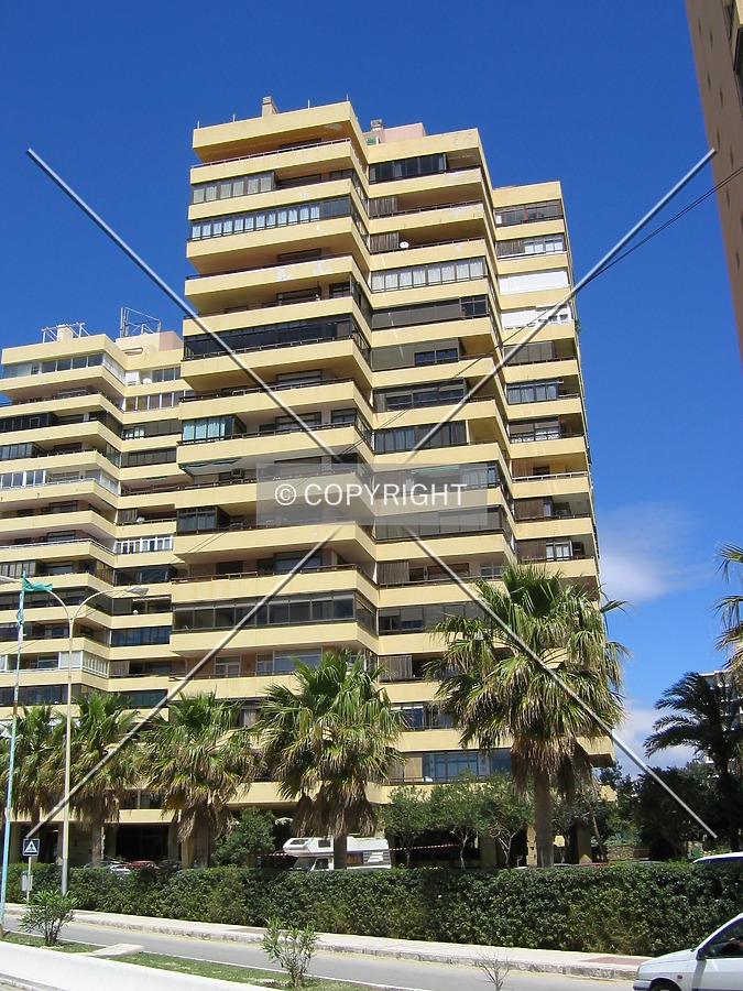 Playamar I - Torre 3 by Victor Carcedo