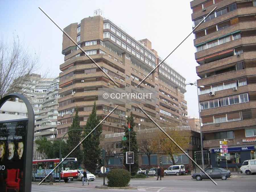 Edificio A by Victor Carcedo