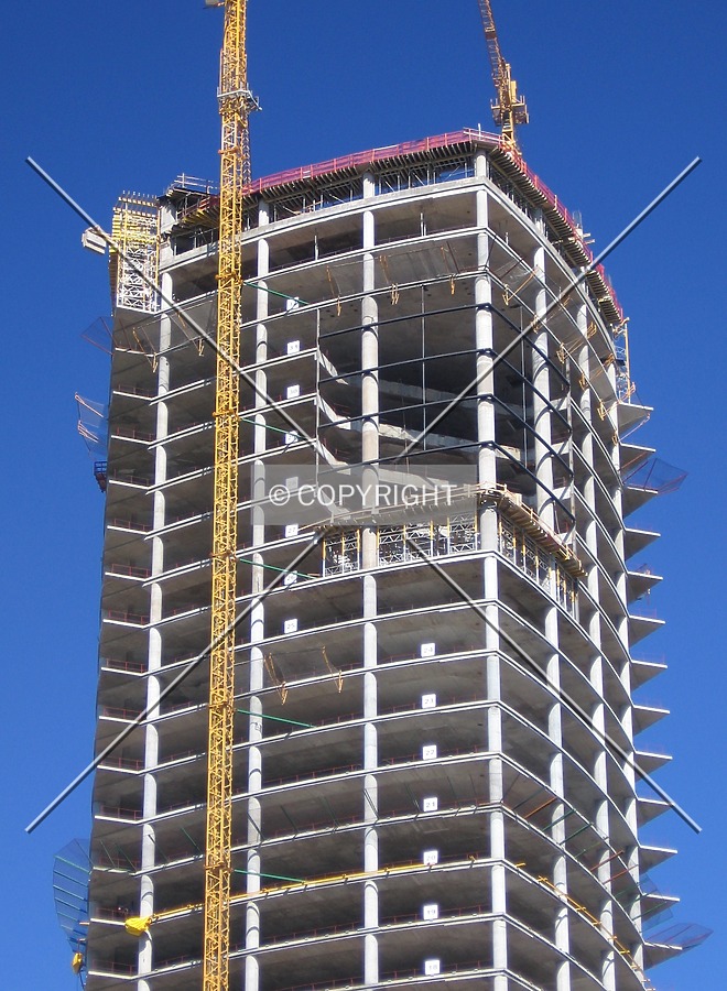 Torre Repsol YPF by Maximiliano Buono