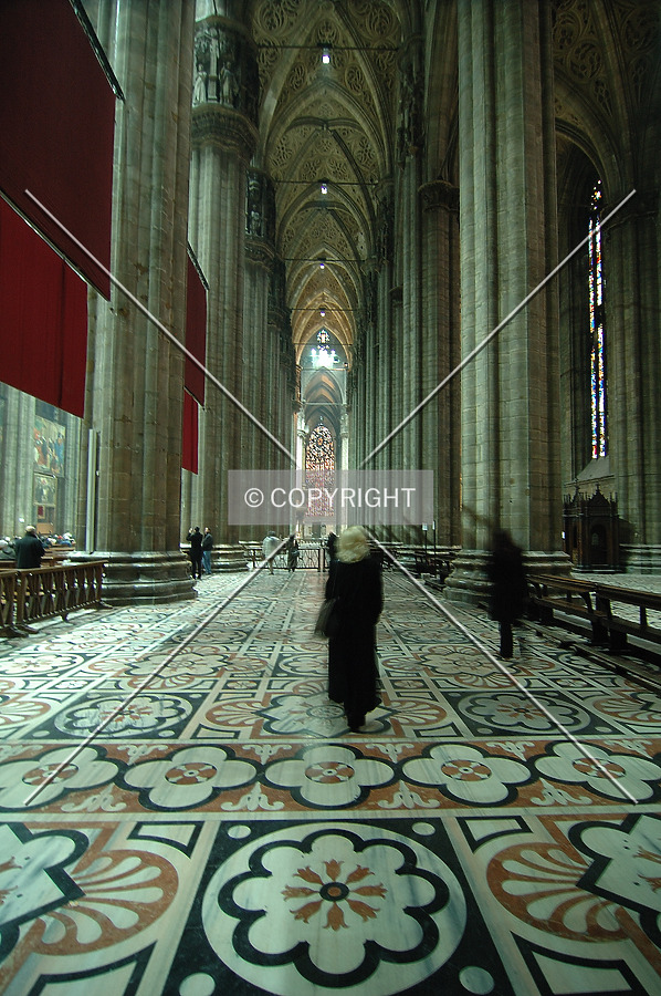 Duomo di Milano by David Guija