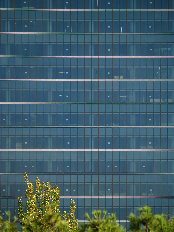 Torre Espacio by Cesar Serrano