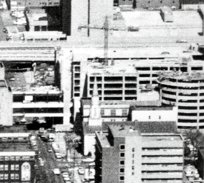 162-977-351