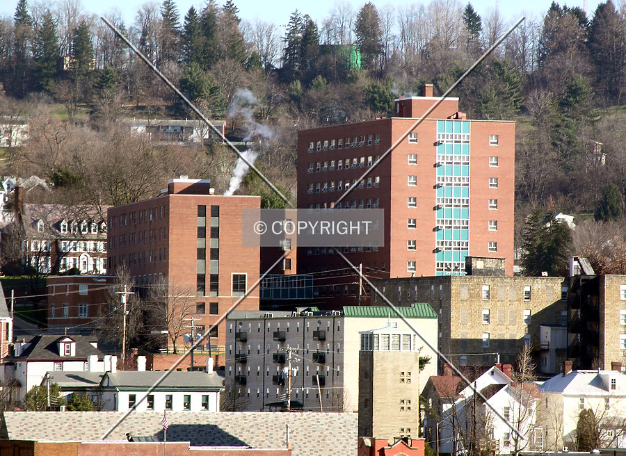 Arnold Apartments by Chris Patriarca
