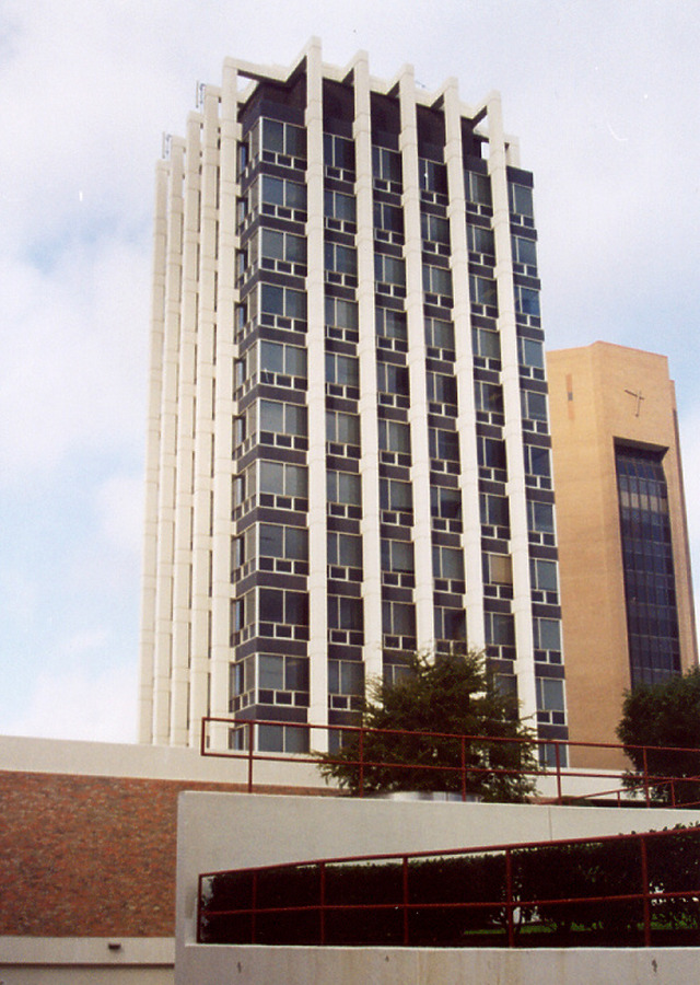 Classroom & Faculty Office Building by Marshall Gerometta