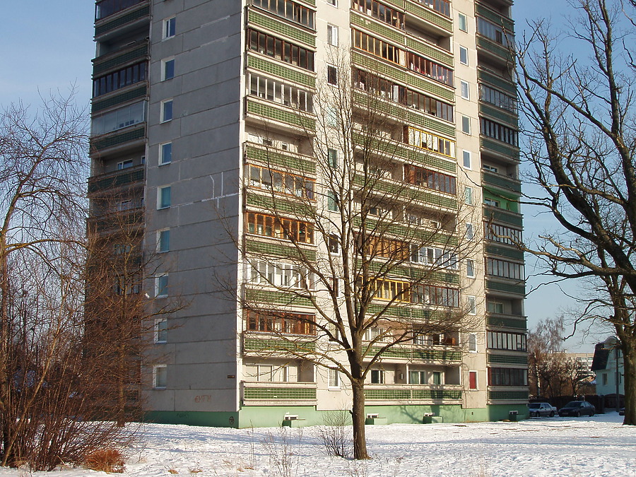 Vienibas gatve 168 by Laurijs Svirskis