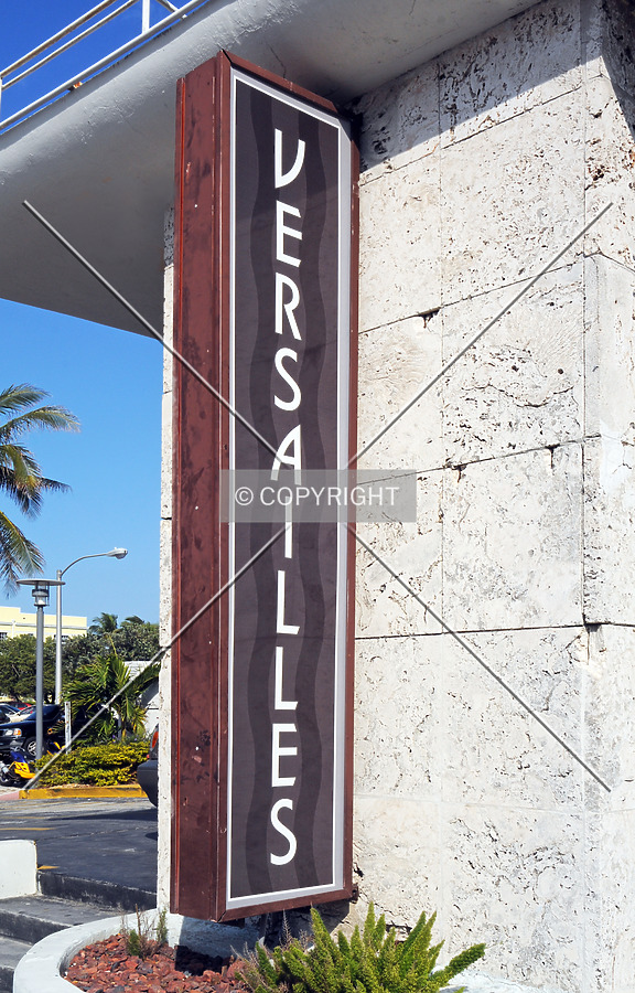 Versailles Hotel Condominium by Jorge Molina