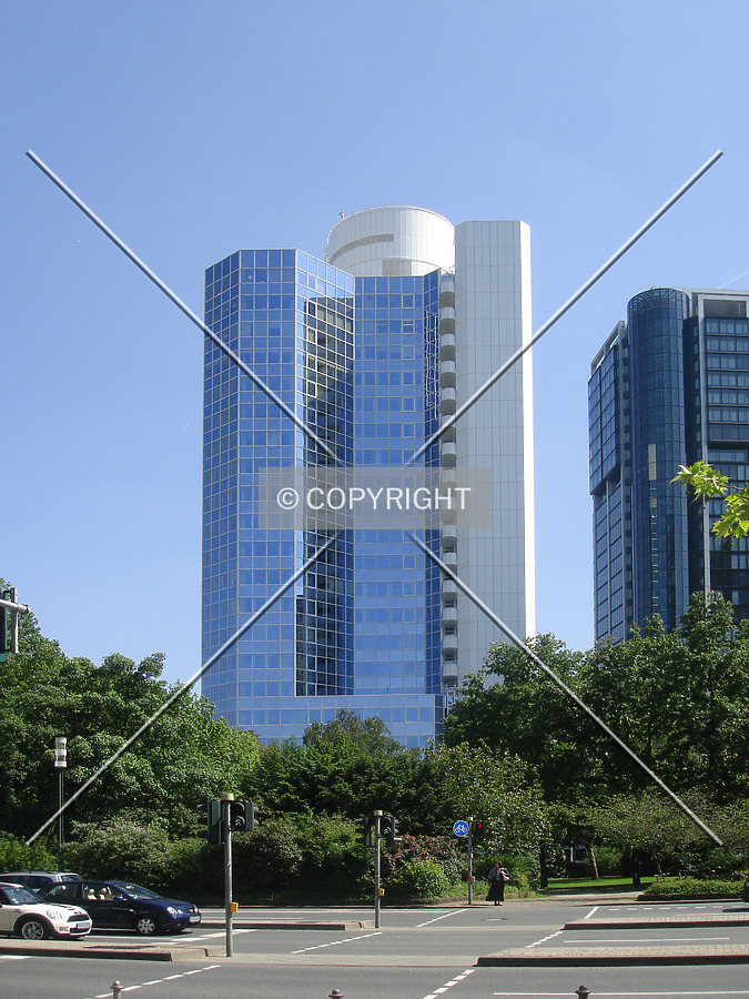 Bürohaus an der Alten Oper by Nephilim