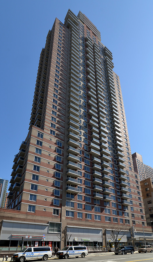 Riverbank West Apartments by John W. Cahill