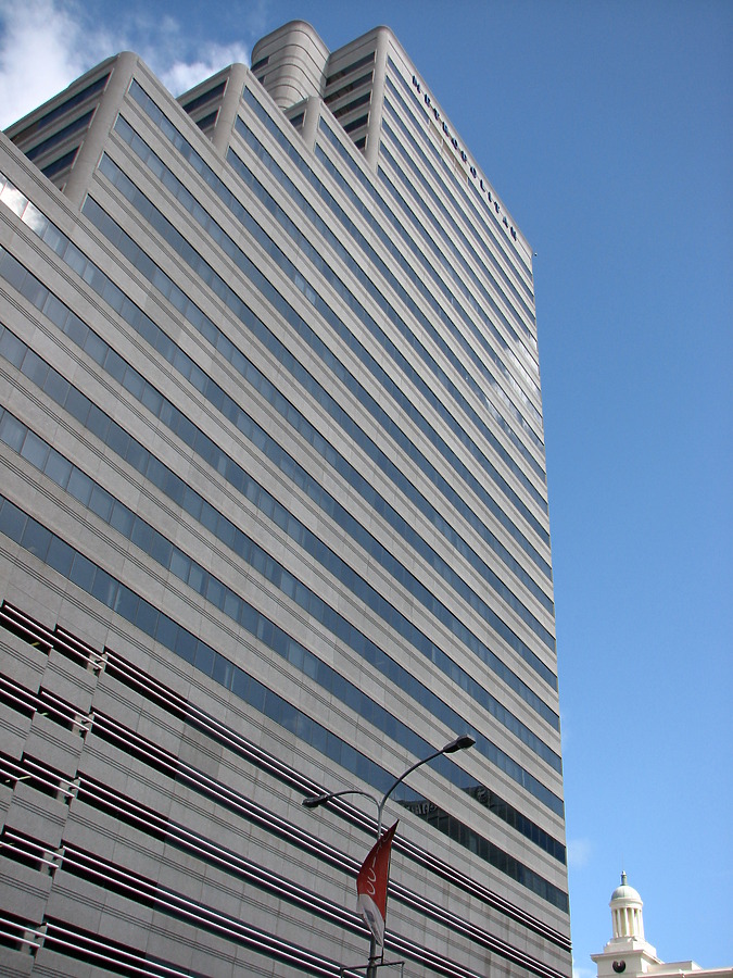 Metlife Centre by Kjetil Balog