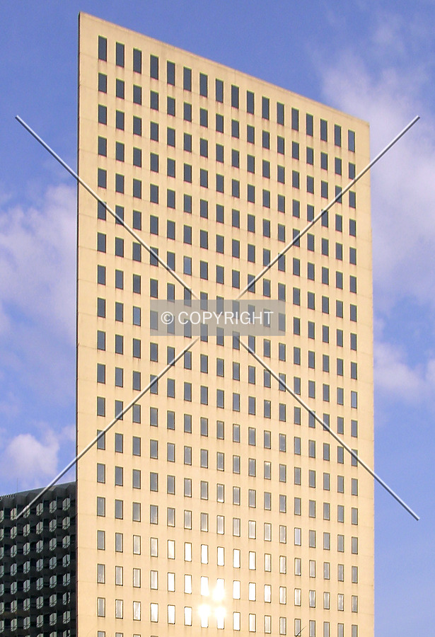 1515 Poydras by Chris Patriarca