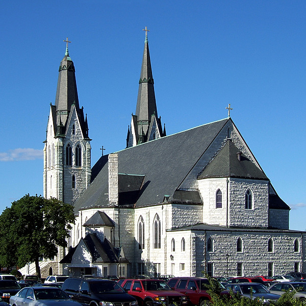 Sacred Heart Roman Catholic Church by John Cahill