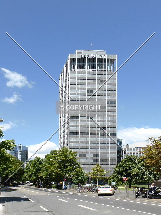 BHF-Bank by Nephilim