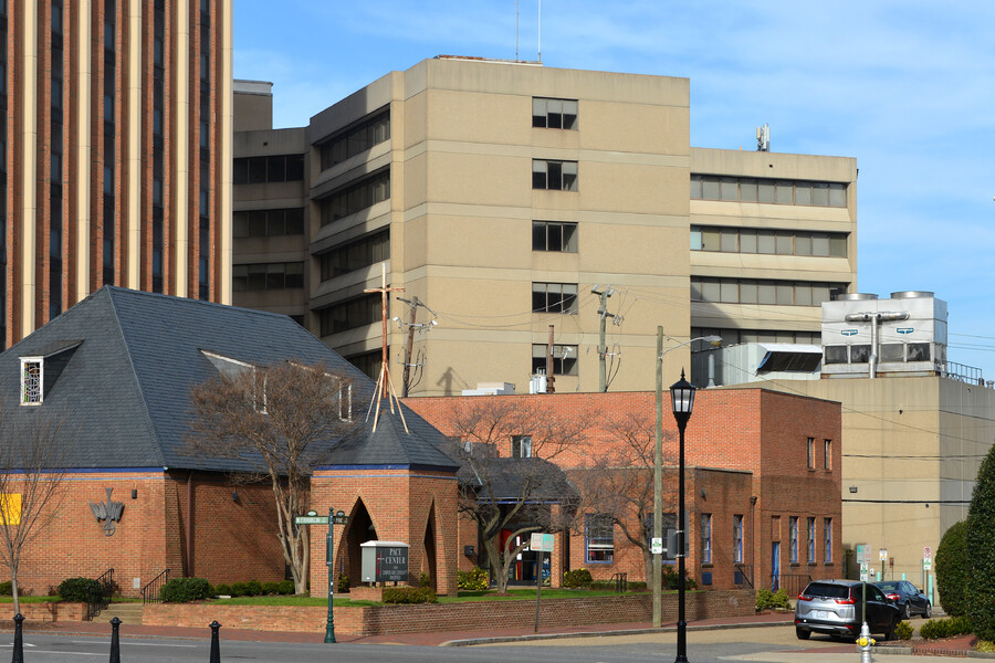 West Grace Street Student Housing