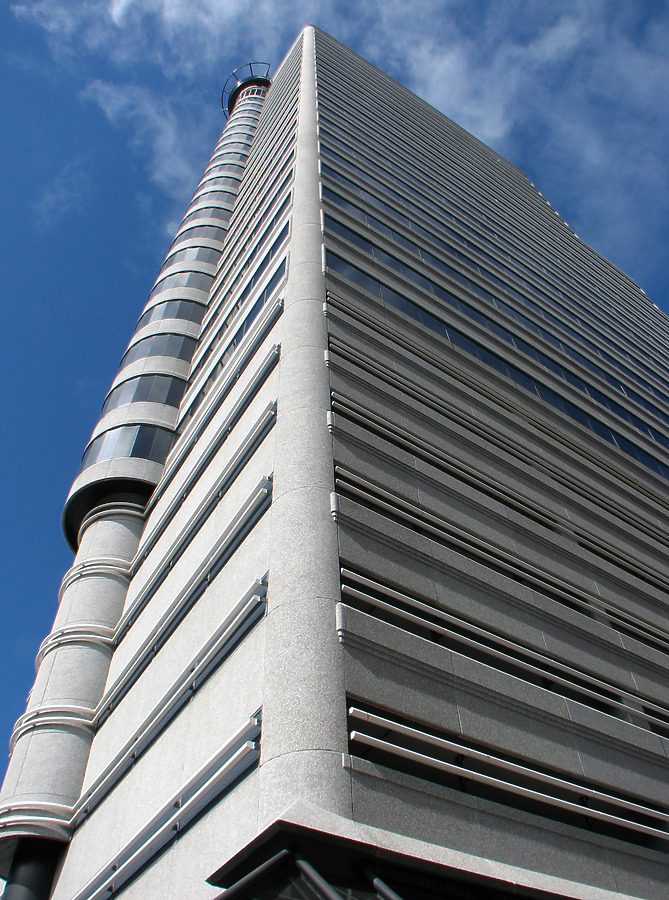 Metlife Centre by Kjetil Balog