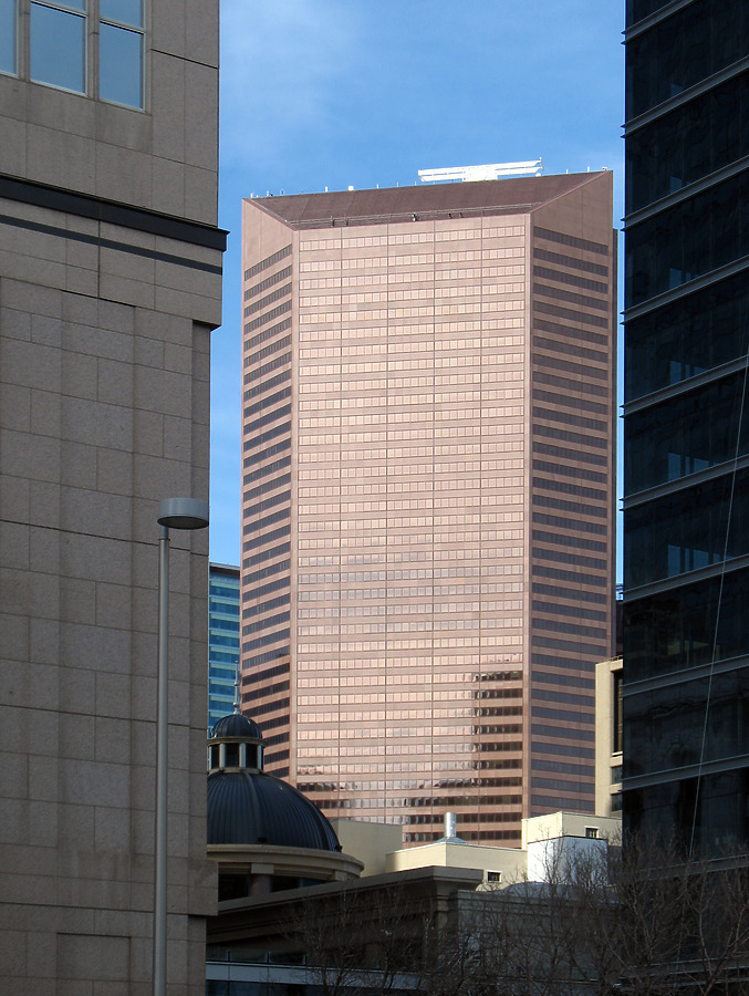 Suncor Energy Centre 1 by Virgilio Grimaldi