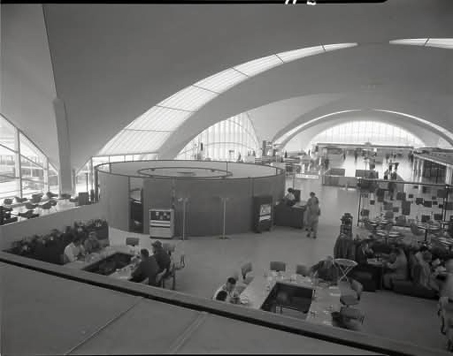 Saint Louis Lambert International Airport Terminal 1 by Eric Wachter