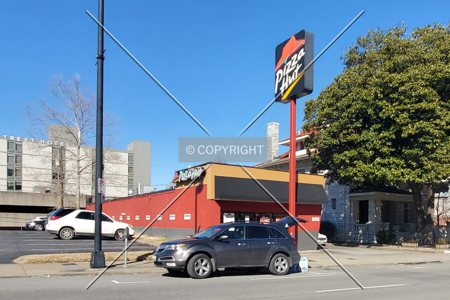 Pizza Hut