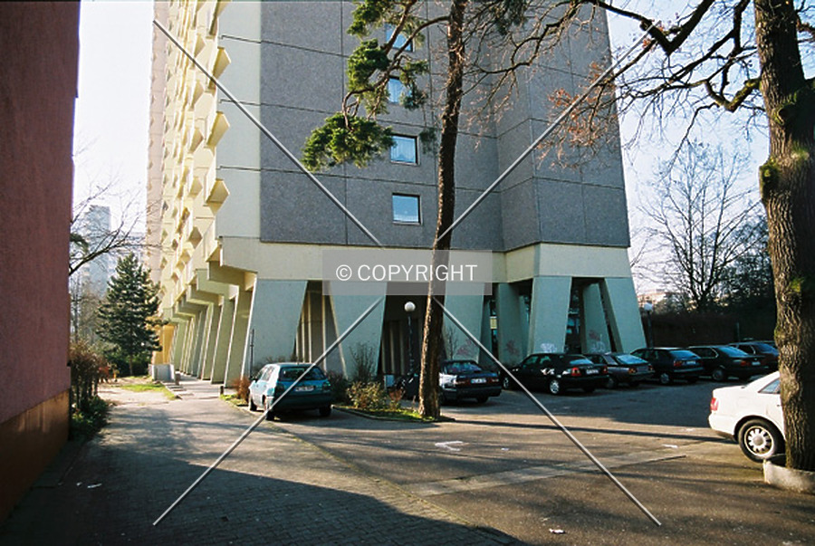Elsa-Brändström-Straße 4-10 by Nephilim