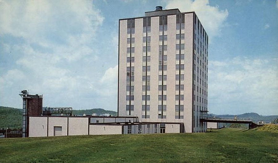 Engineering Sciences Building by Dexter Press, Inc.
