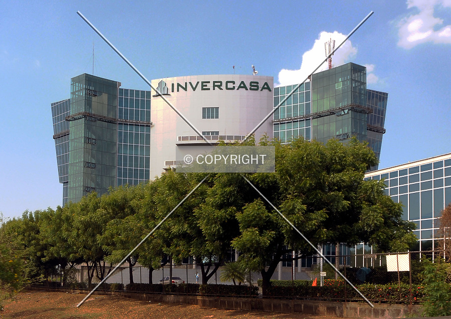 Torre Invercasa II by Jorge Molina