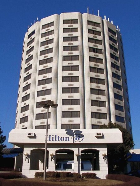 Oak Lawn Hilton