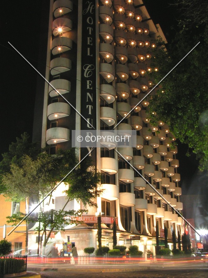 Hotel Century Zona Rosa by Luis Ibáñez