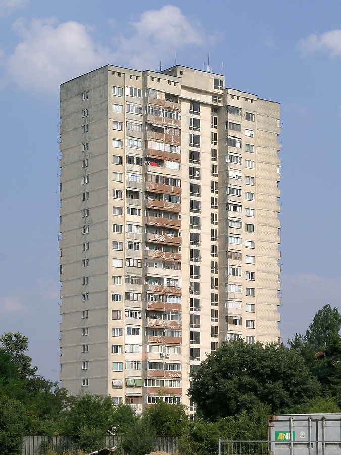Mladost 3, Block 372 by Kaloian