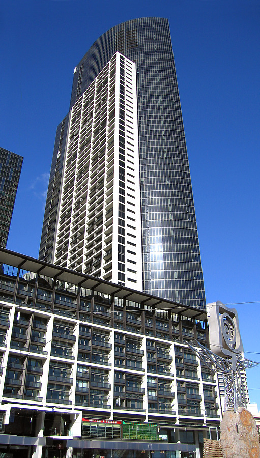 Freshwater Place Residential Tower by Wilson Ling