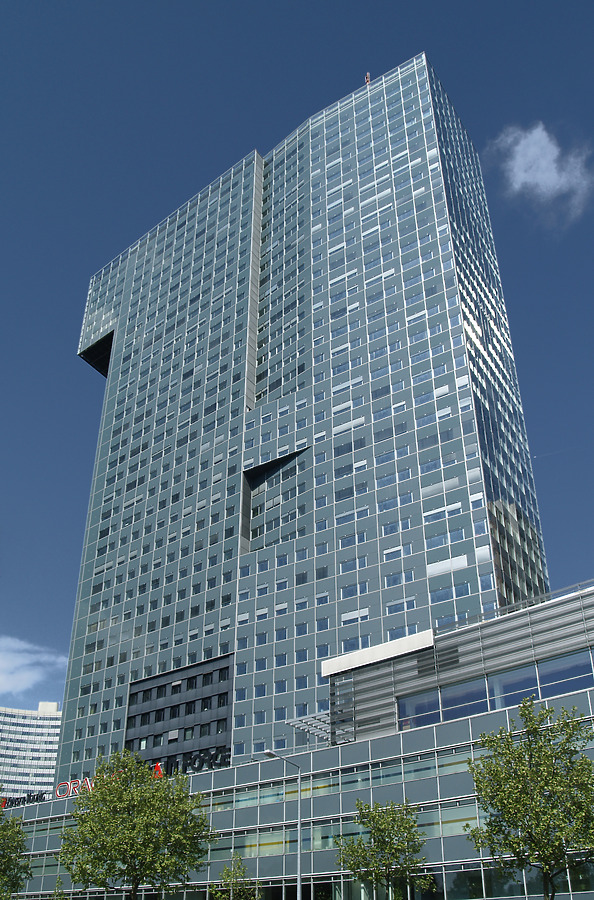 IZD Tower by Cesar Serrano