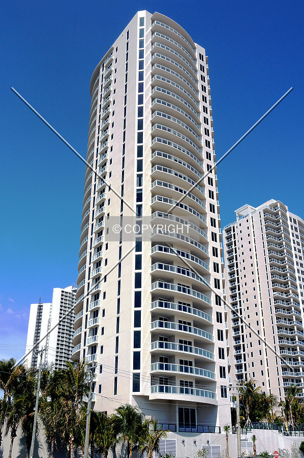 2700 North Ocean West Tower by Jorge Molina