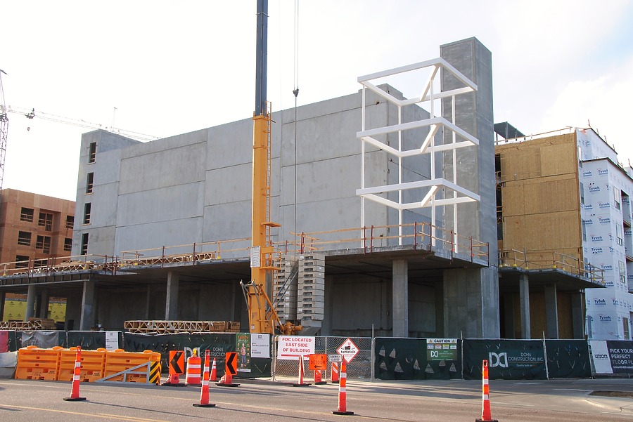 Union on Elizabeth by Brian LoBue