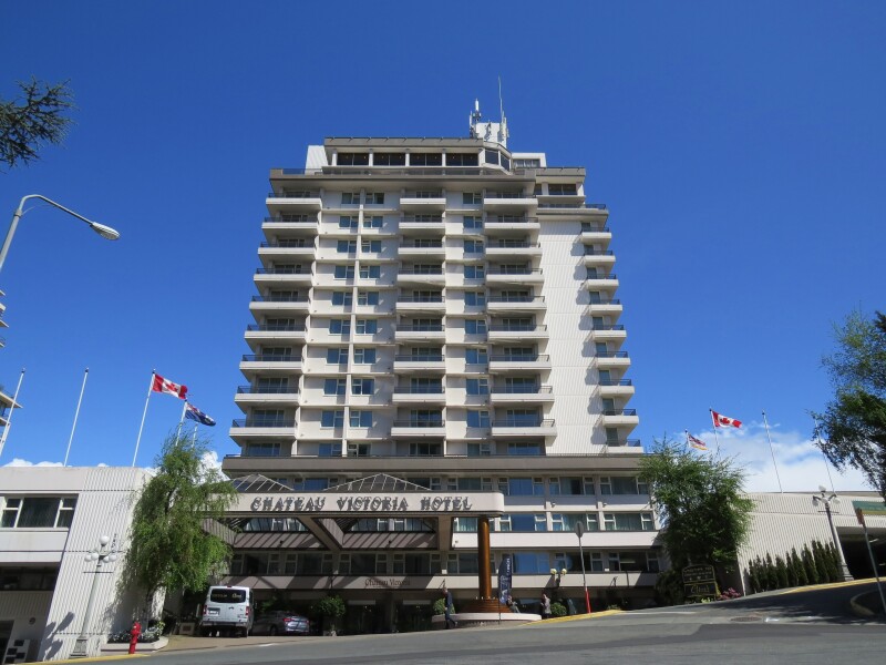 Chateau Victoria Hotel & Suites